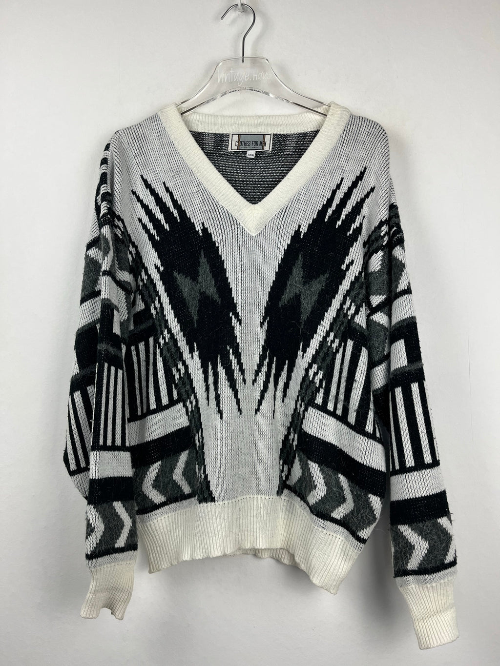 Vintage V-Neck Sweater (M)