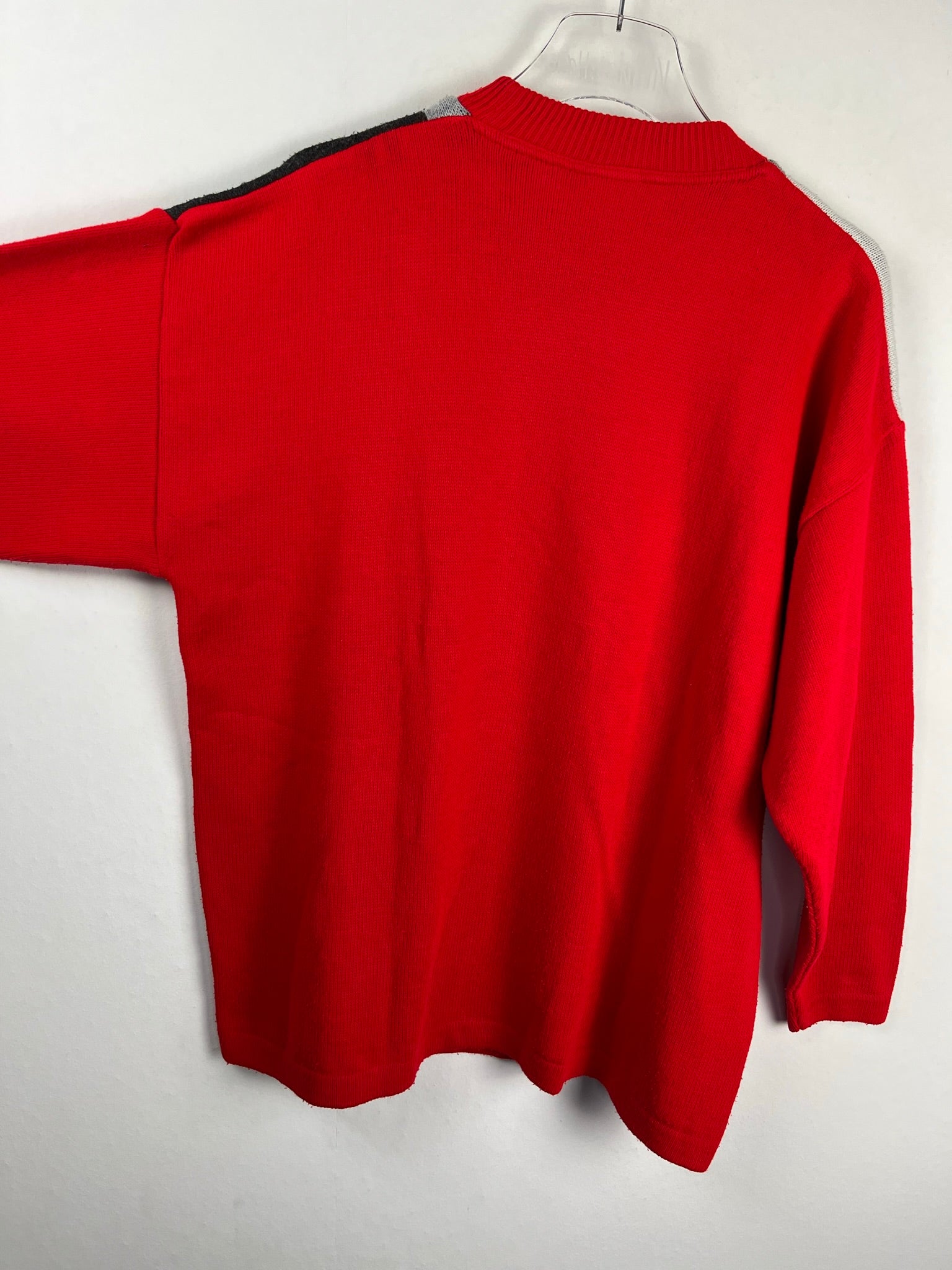 Vintage Sweater (M-L)