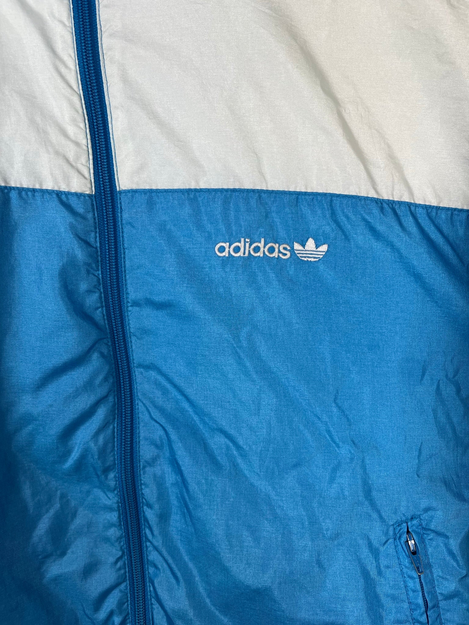 Vintage Adidas Jacke (M Frauen)