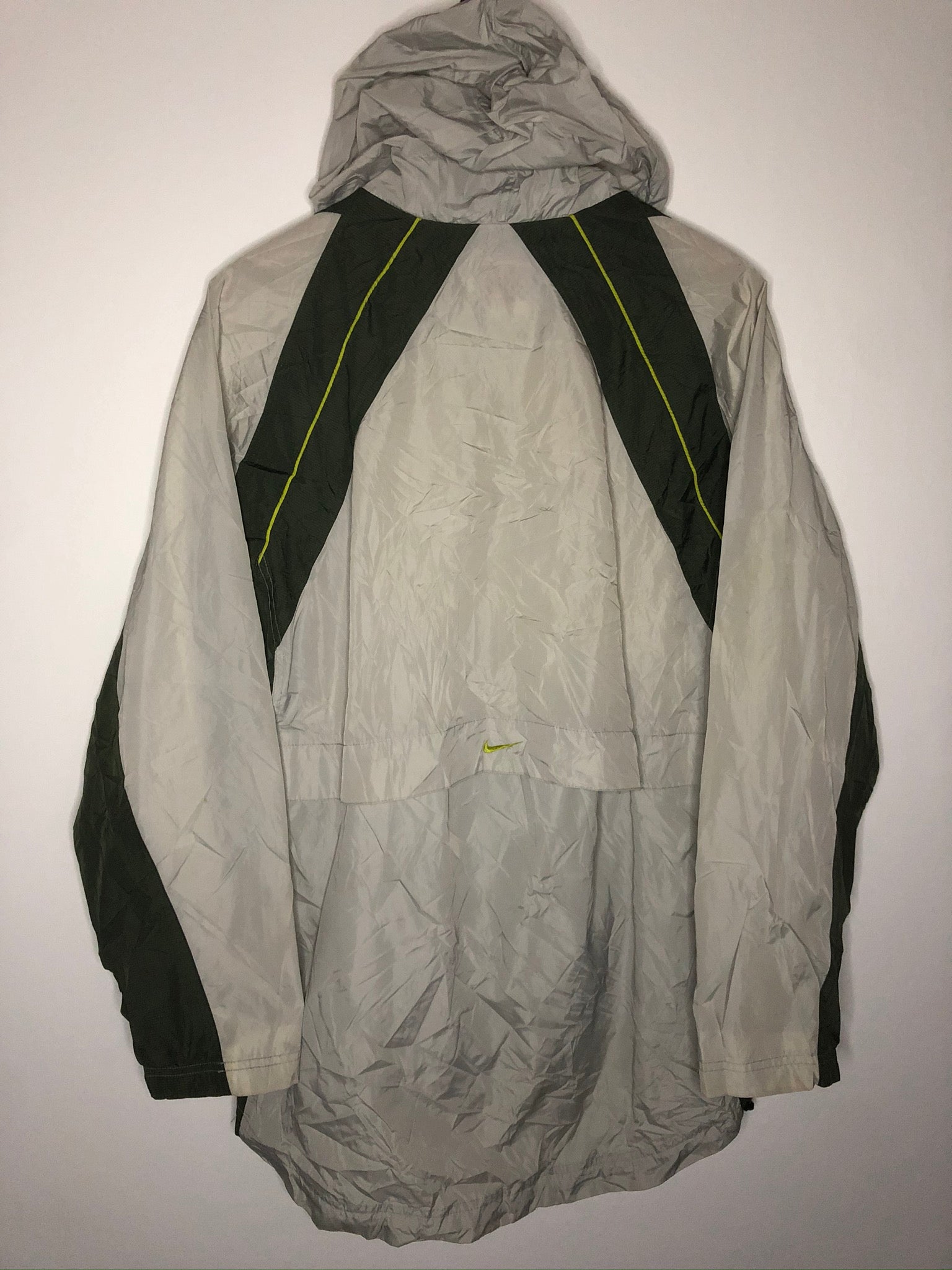 Vintage Nike Windbreaker (L-XL)