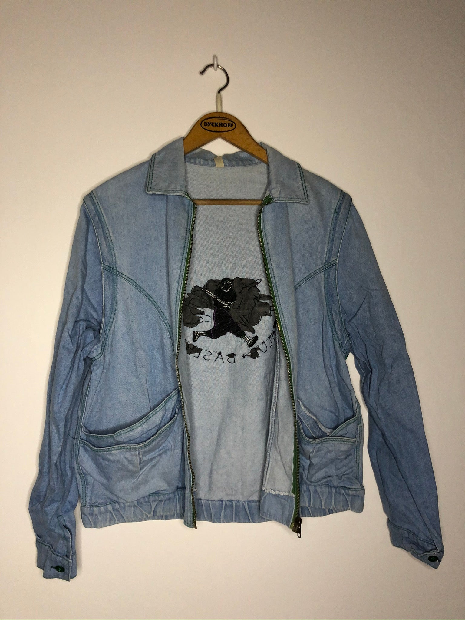 Vintage Jeansjacke mit tollem Backstitching (S)