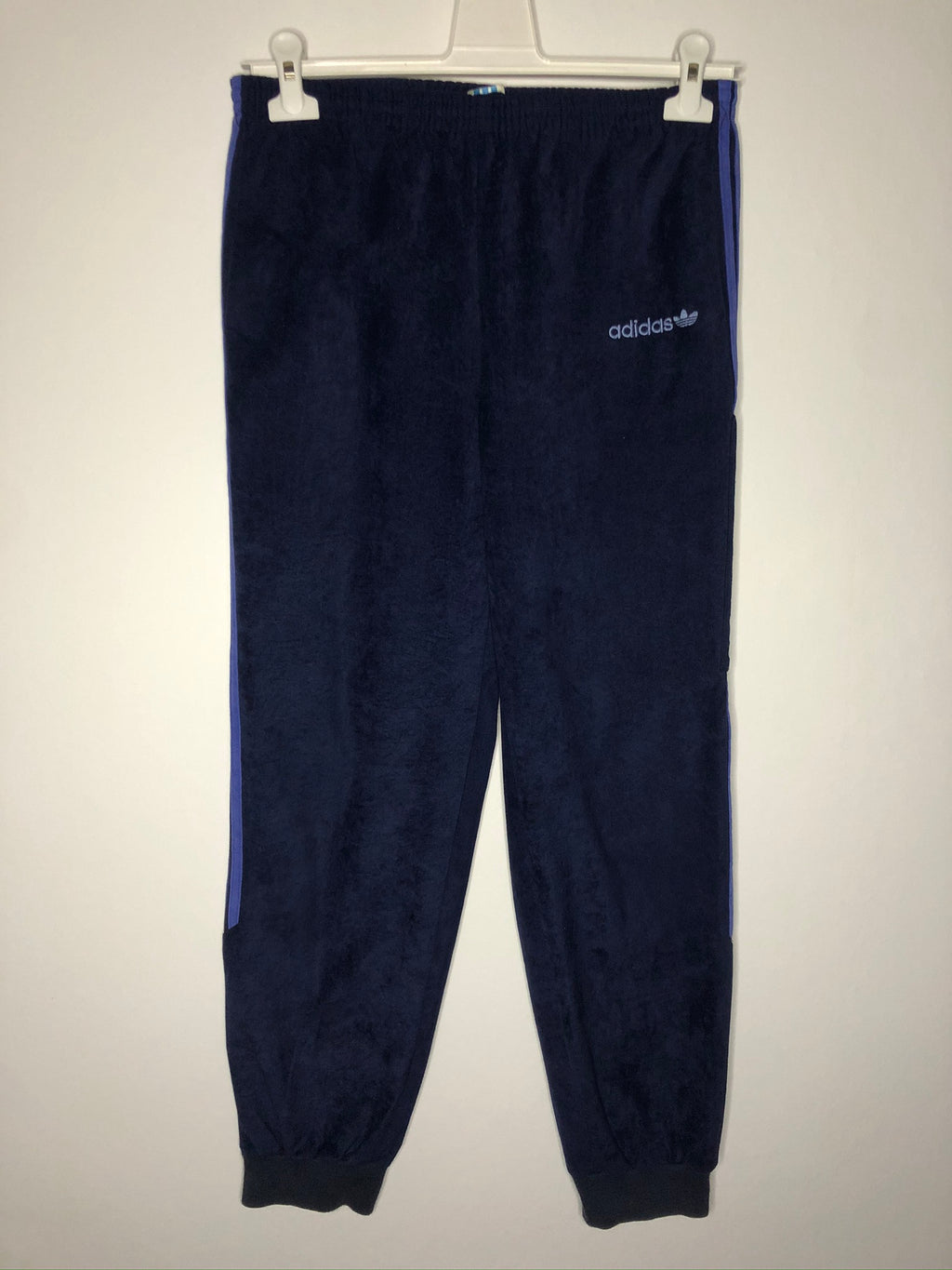 Vintage Adidas Velour Jogginghose (S-M)