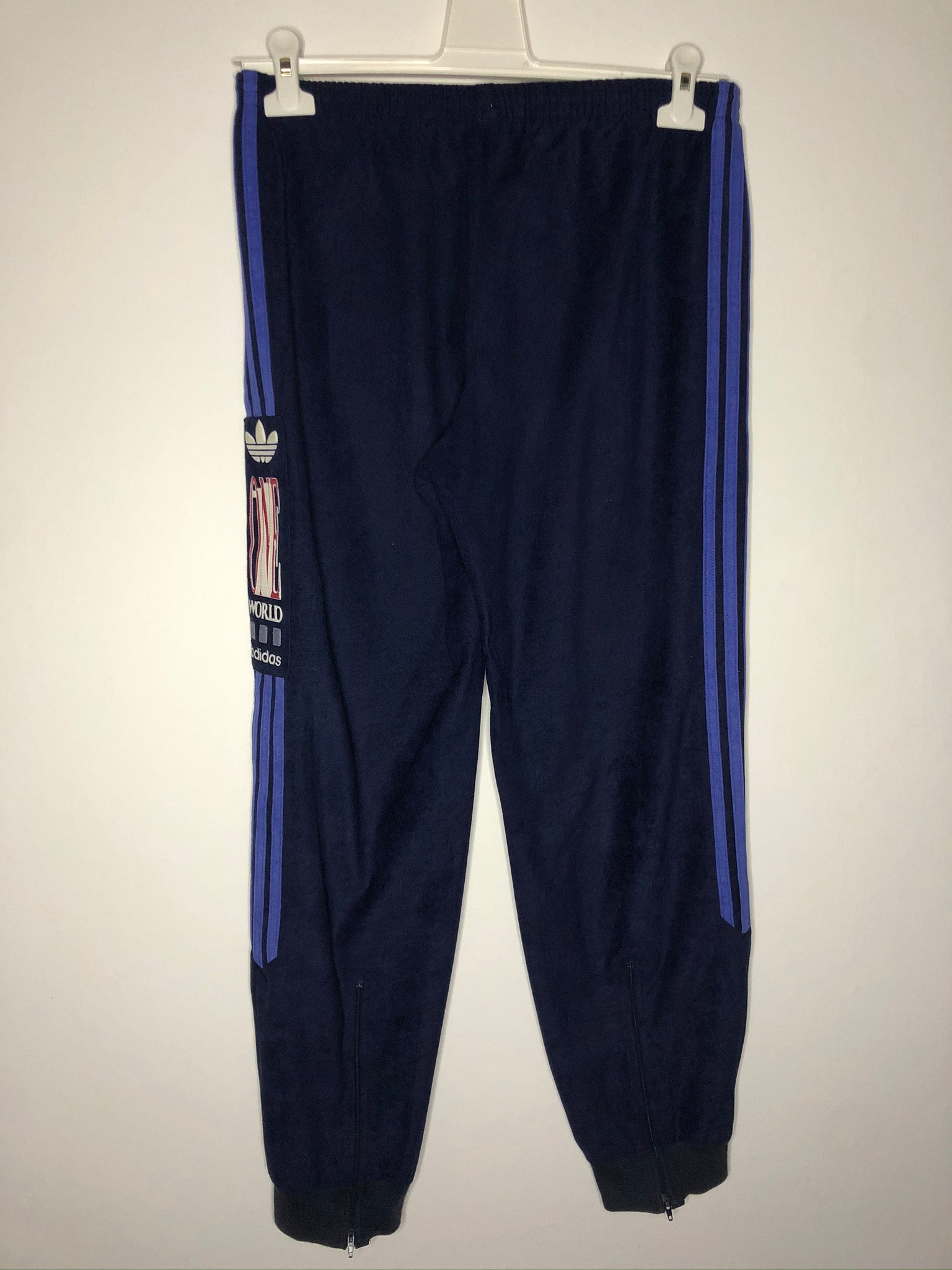 Vintage Adidas Velour Jogginghose (S-M)