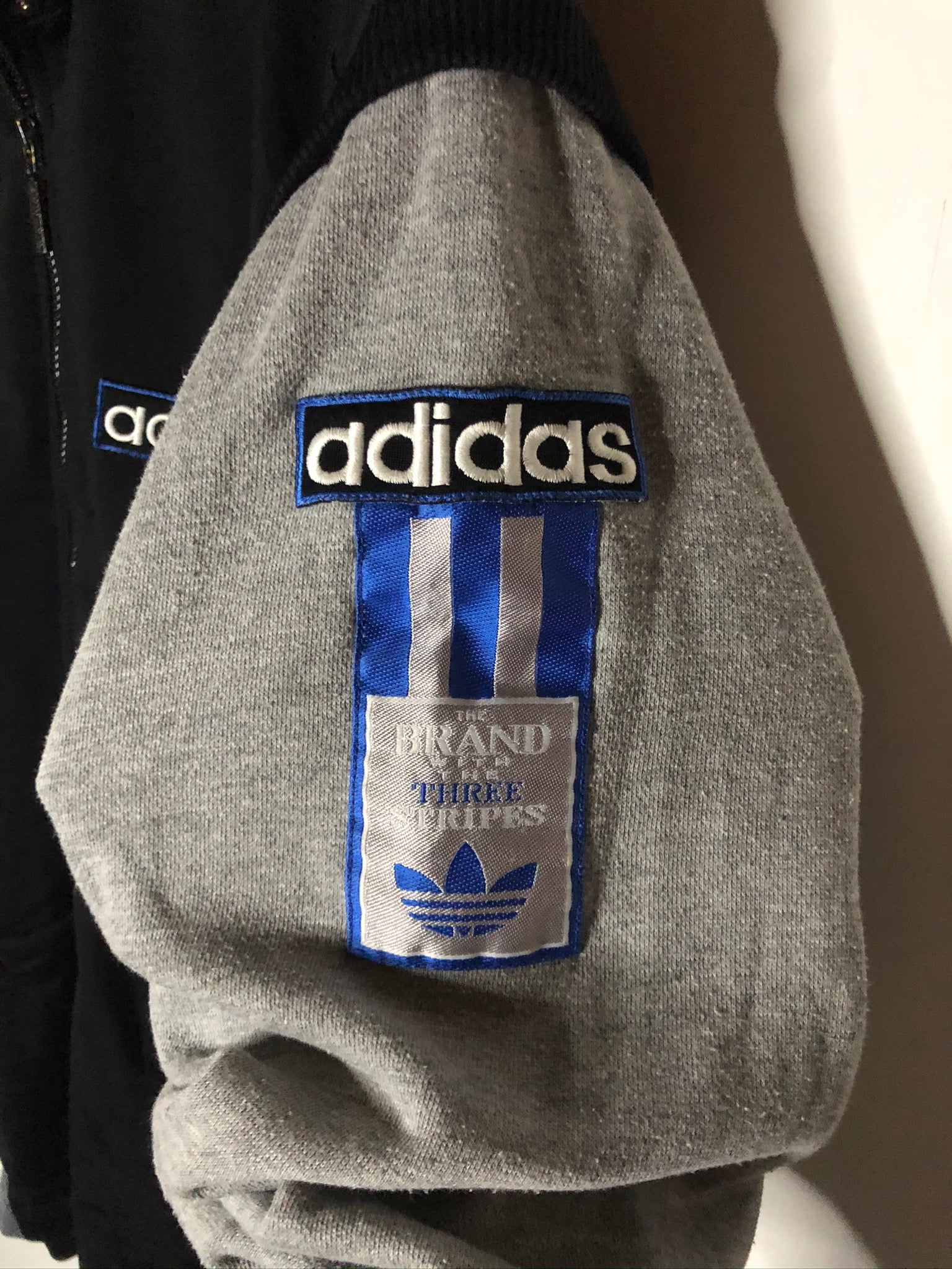 Vintage Adidas Sweatshirtjacke (L)