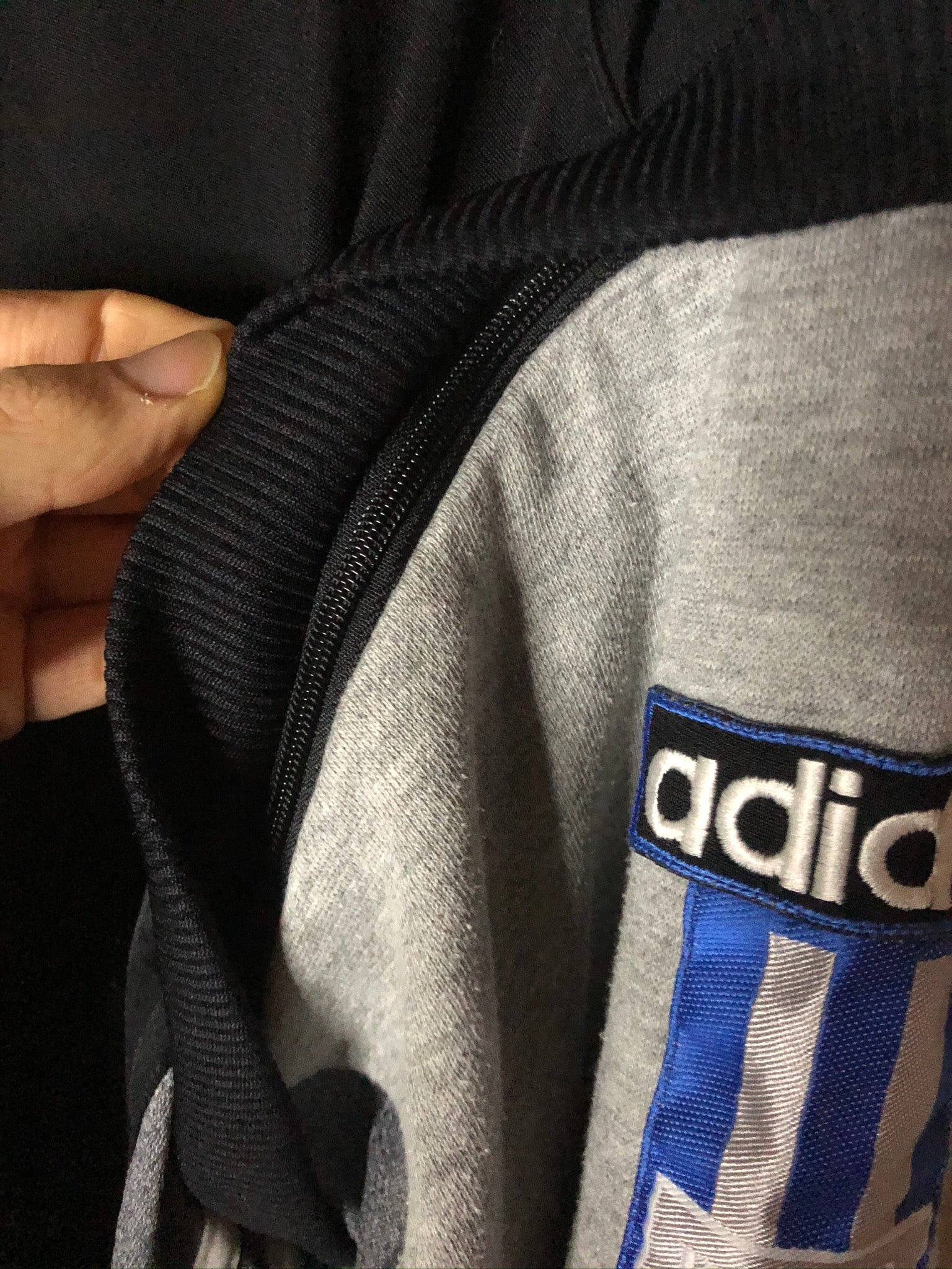 Vintage Adidas Sweatshirtjacke (L)